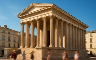 Histoire de la Maison Carrée de Nîmes : de Rome à l'UNESCO