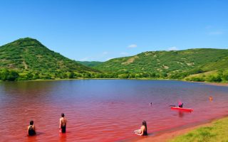 Lac de Salagou Hérault : Baignade, Activités et Randonnées