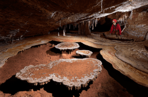 Une galerie féérique du gouffre de Cabrespine