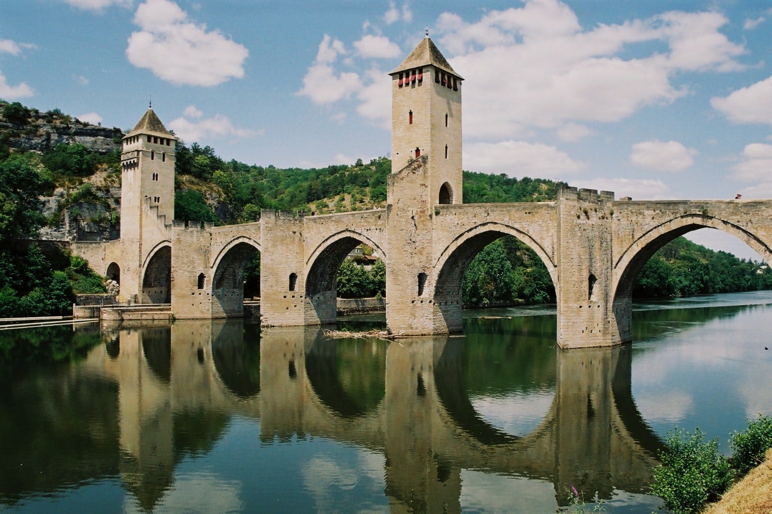 Les arcades du pont Valentré