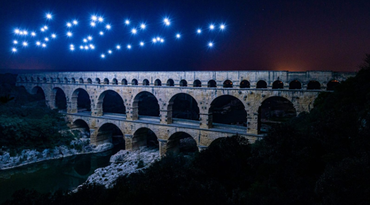 Pont du Gard dans la nuit