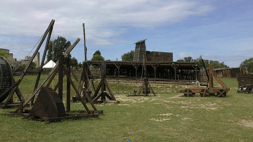 Les défenses du château de Larresingle
