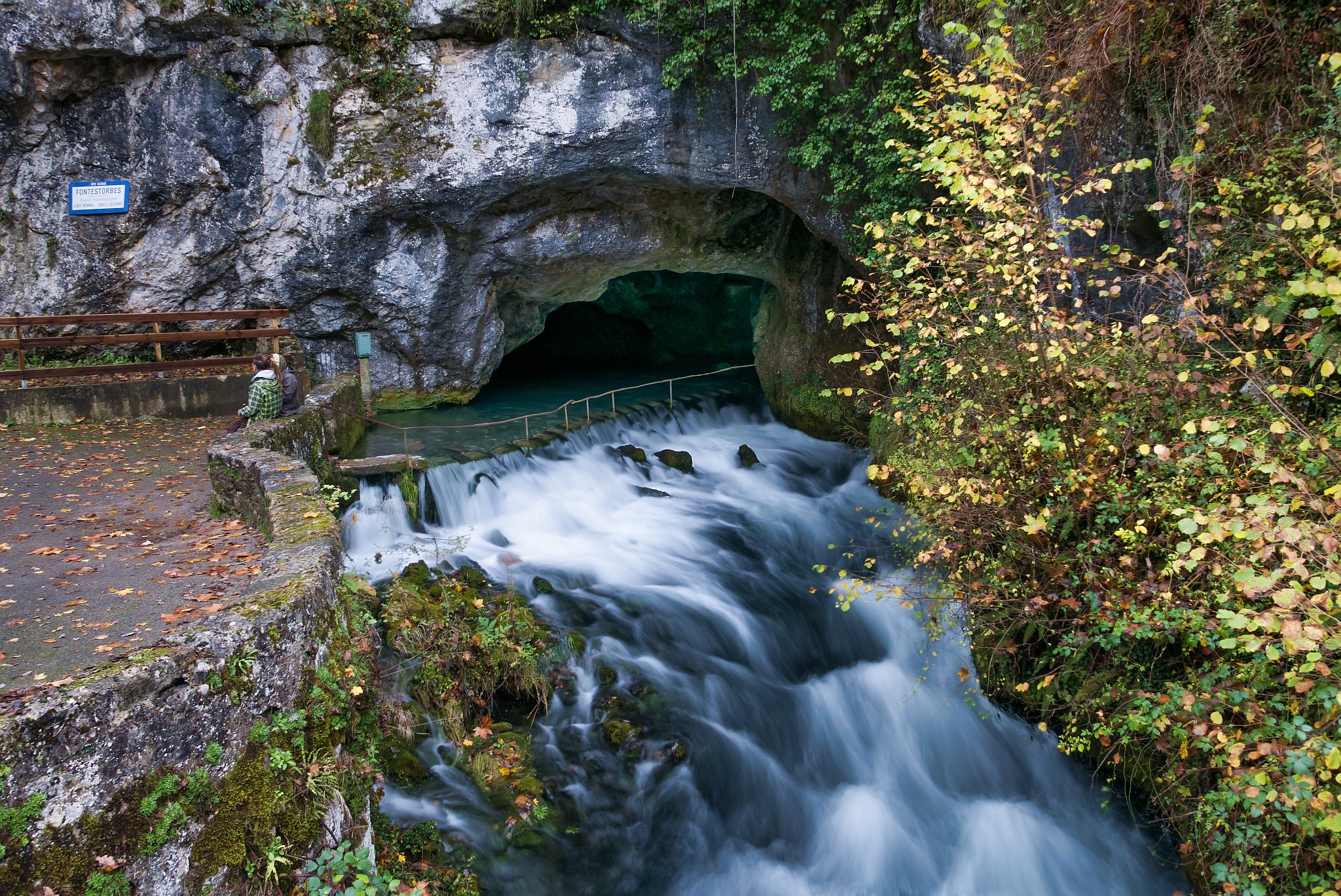Fontaine intermittente de Fontestorbes