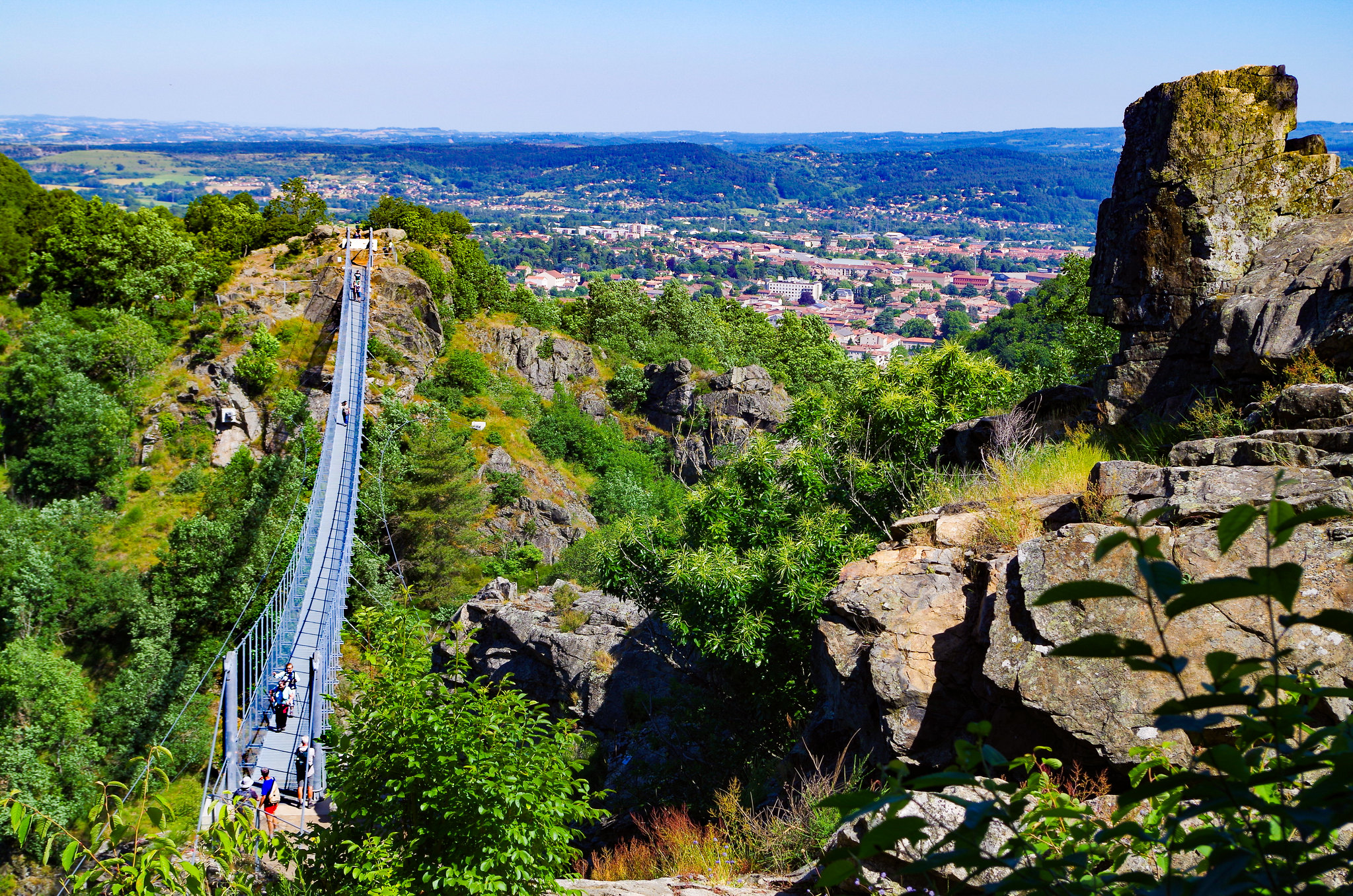 L'environnement magnifique autour de la passerelle de Mazamet
